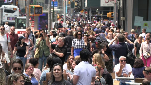 Nyc time square crowd people
