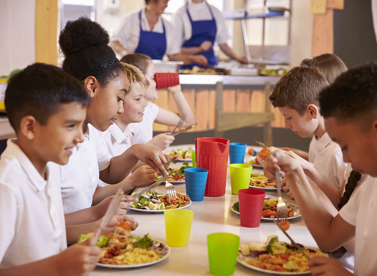 cafeteria lunches