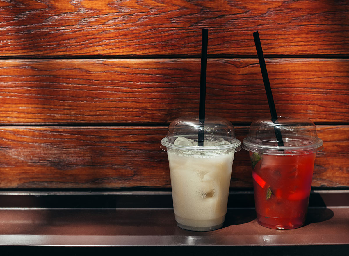 Should You Serve Cocktails In Plastic Cups?