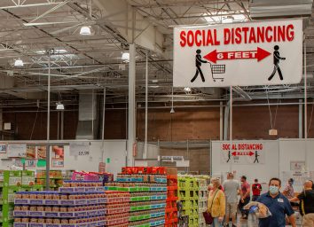 costco social distancing sign