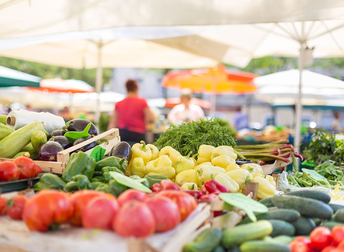 farmers market