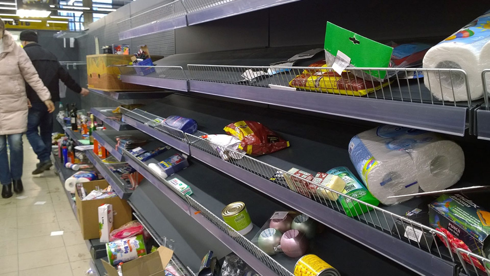 7 Worst Grocery Stores That Are Too Unsafe to Shop Eat This Not That