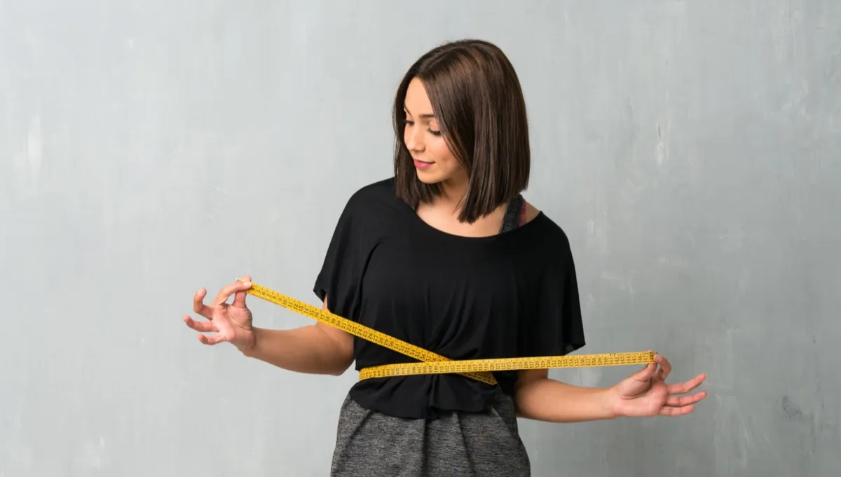 5 Morning Habits to Boost Fat Burning Throughout the Day, According to a Biohacker