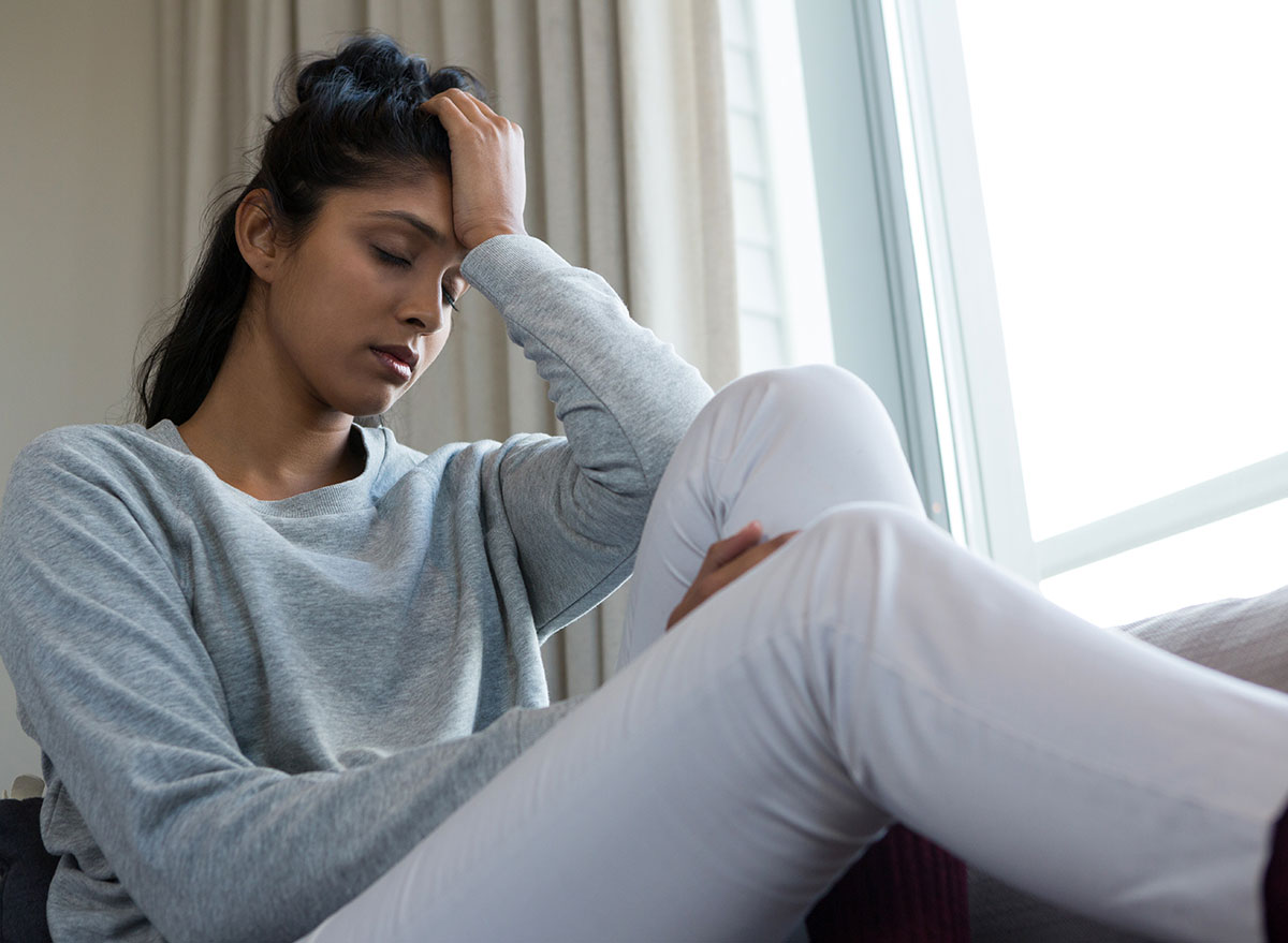 9 Gluten Intolerance Symptoms to Never Ignore — Eat This Not That