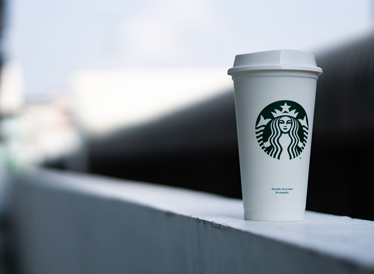 McDonald's, Starbucks to work toward recyclable/compostable cup