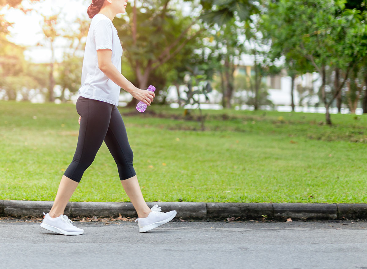 This Simple Walking Workout Is an Amazing Fat Burner, Says Top Trainer