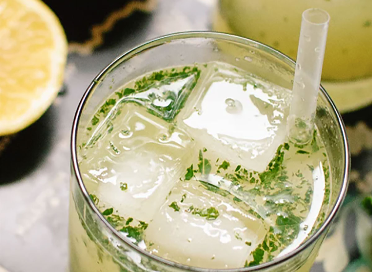 25 Deliciously Refreshing Summer Cocktails Eat This Not That