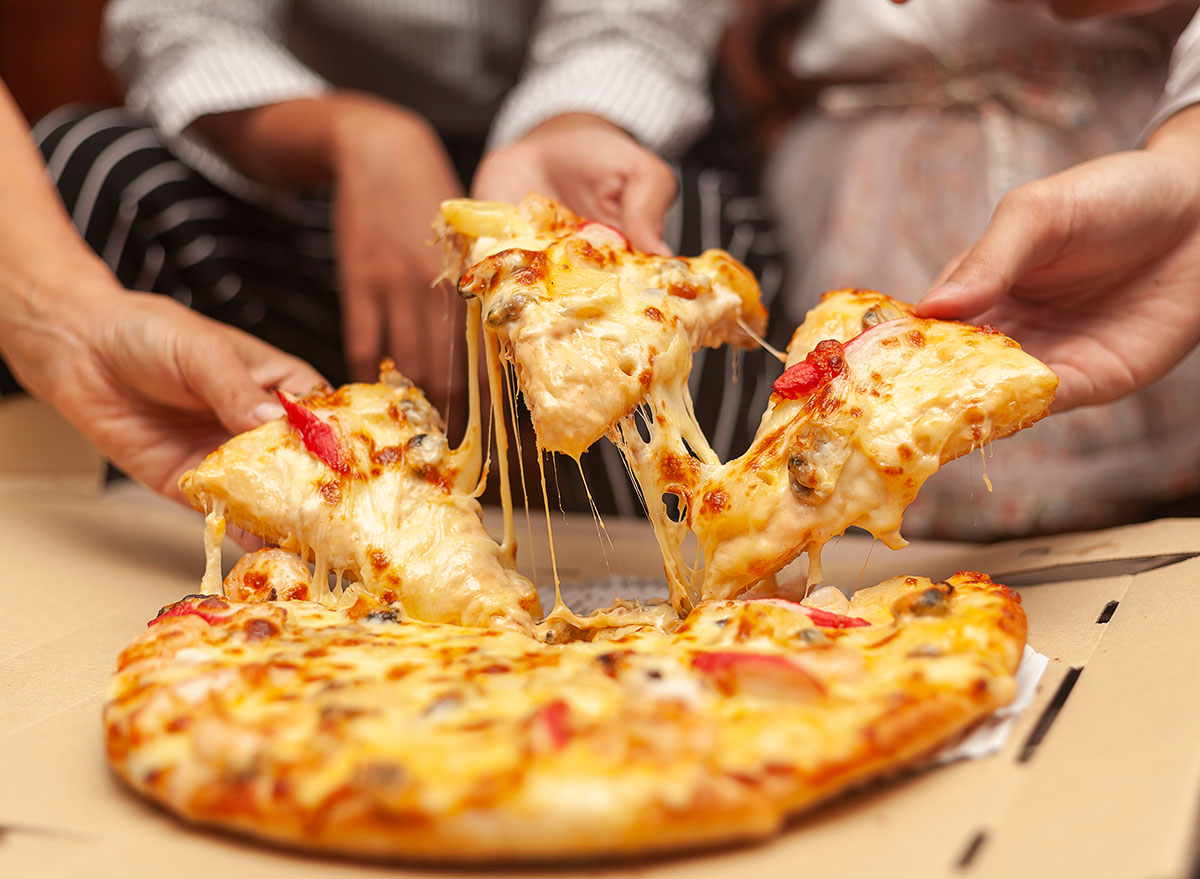 Here's What Happens to Your Body If You Eat Pizza Every Week