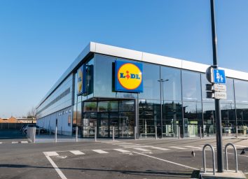 lidl store front