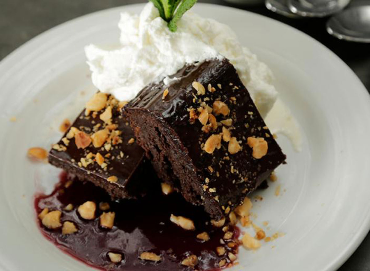 macadamia nut brownie