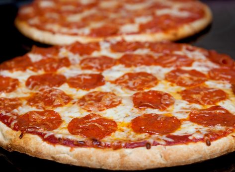 6 Pizza Chains Quietly Vanishing This Year