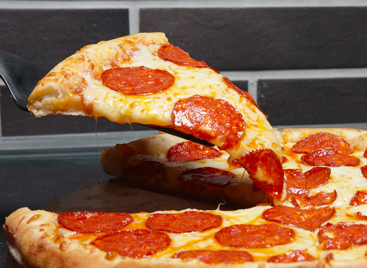 Here's What Happens to Your Body If You Eat Pizza Every Week