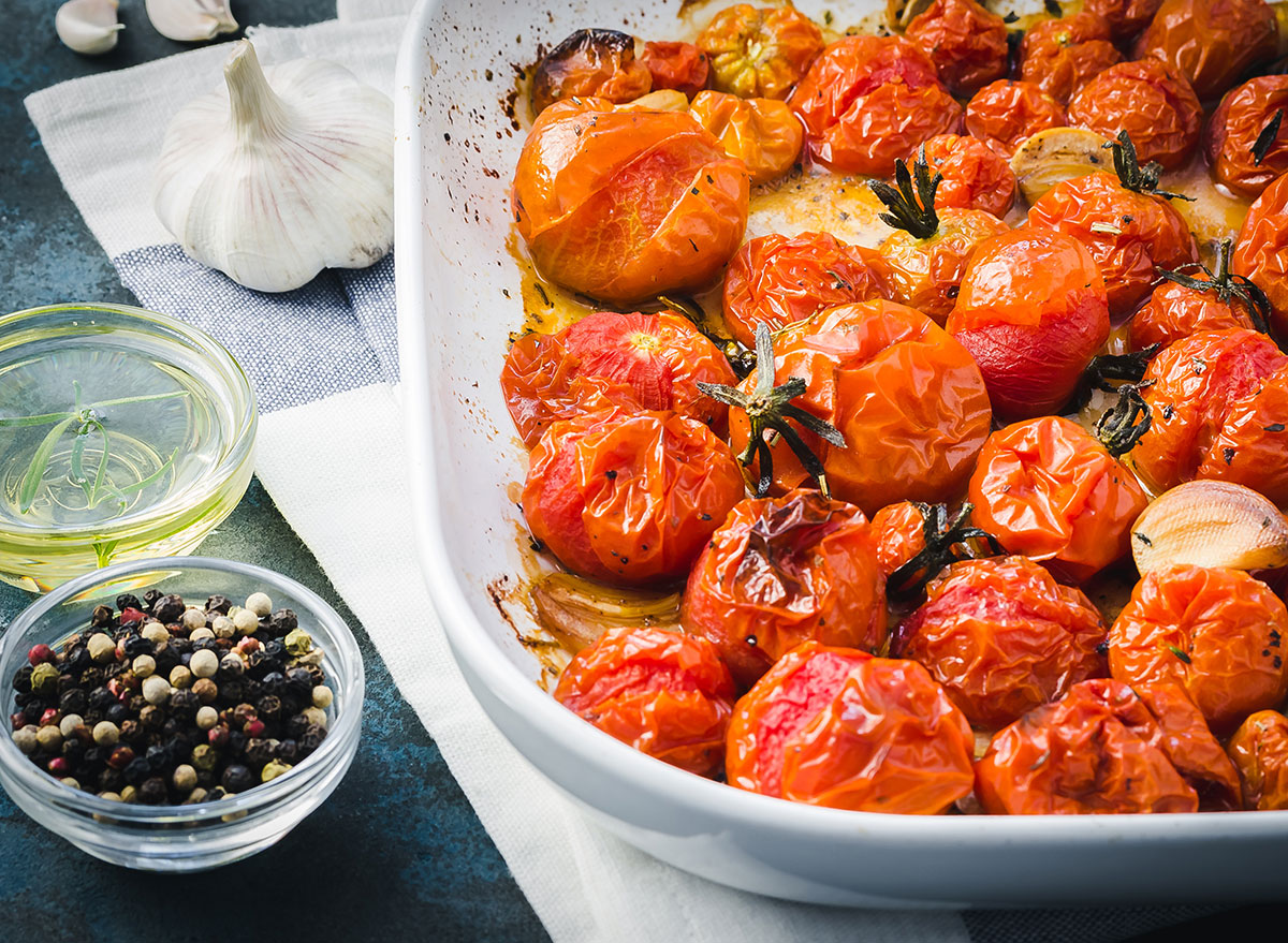 roasted cherry tomatoes with garlic and olive oil