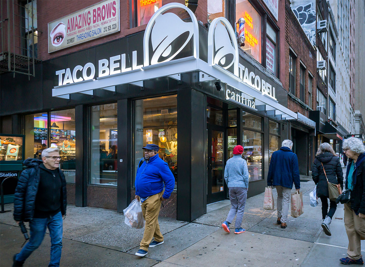 taco bell cantina exterior