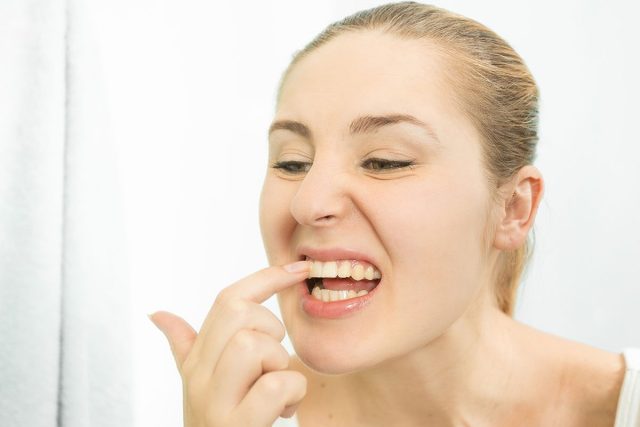 teeth picking