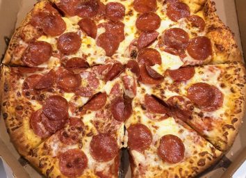 ultimate pepperoni dominos