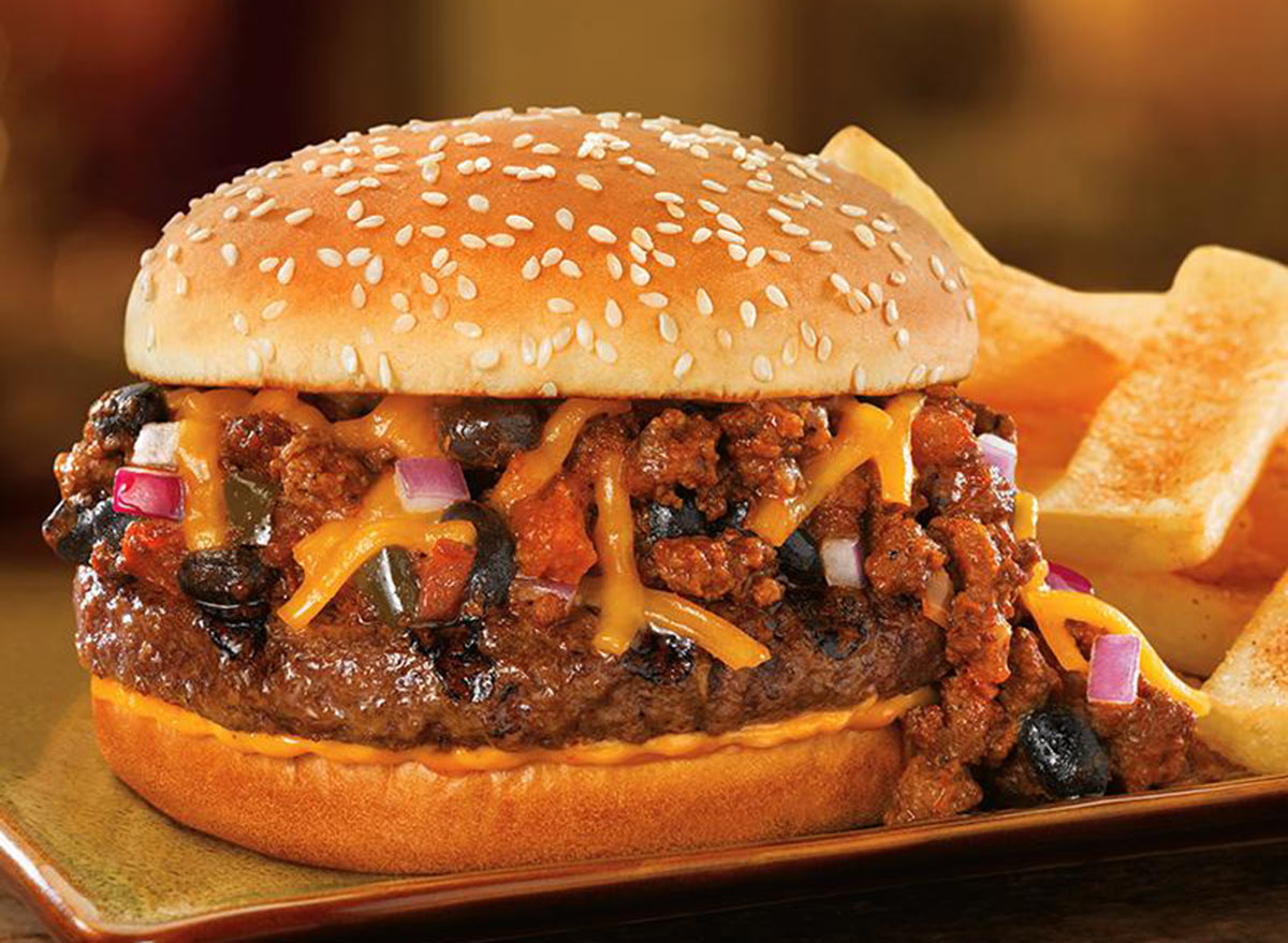 red robin chili chili cheeseburger