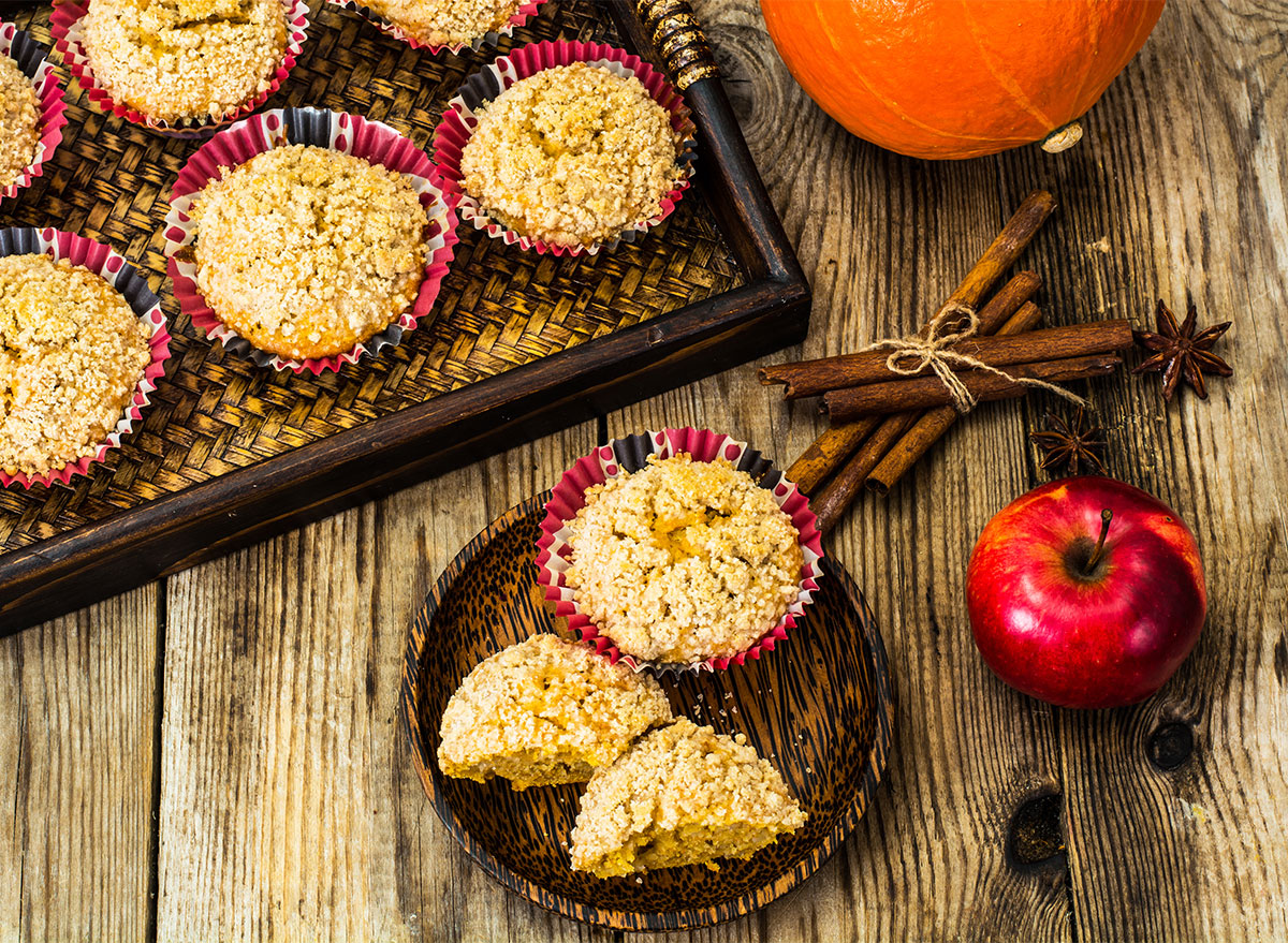 apple streusel muffins in baking tin