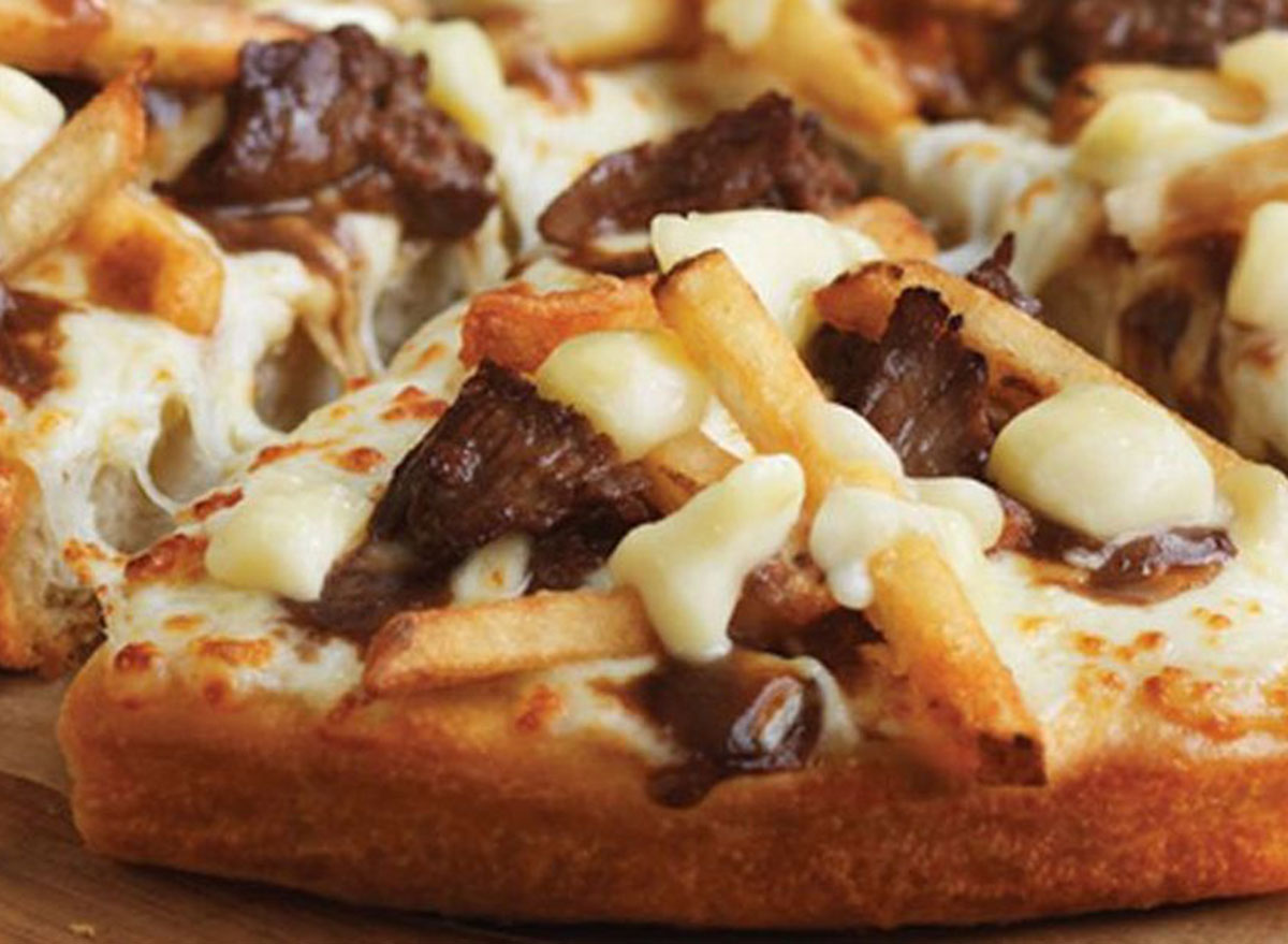 beef poutine pizza