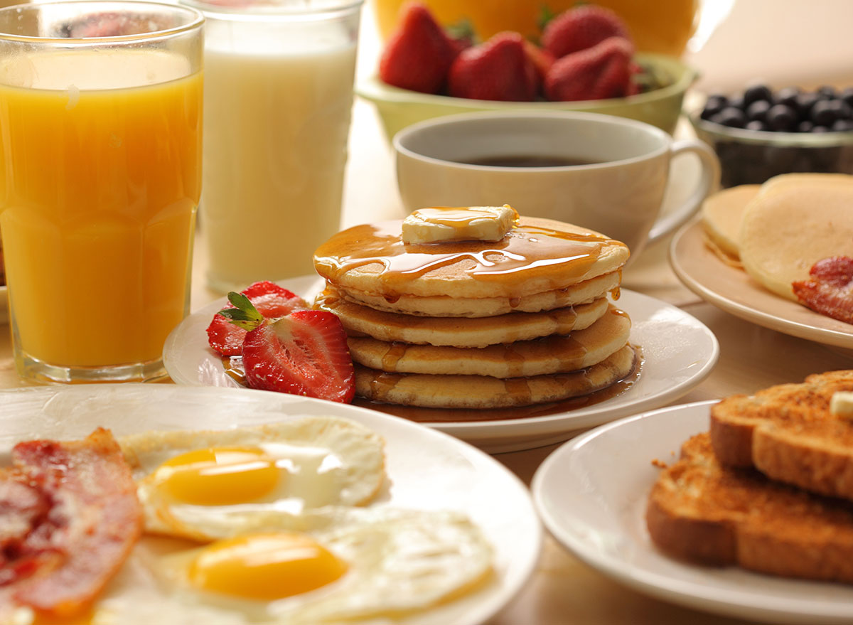 21 Side Effects of Skipping Breakfast — Eat This Not That