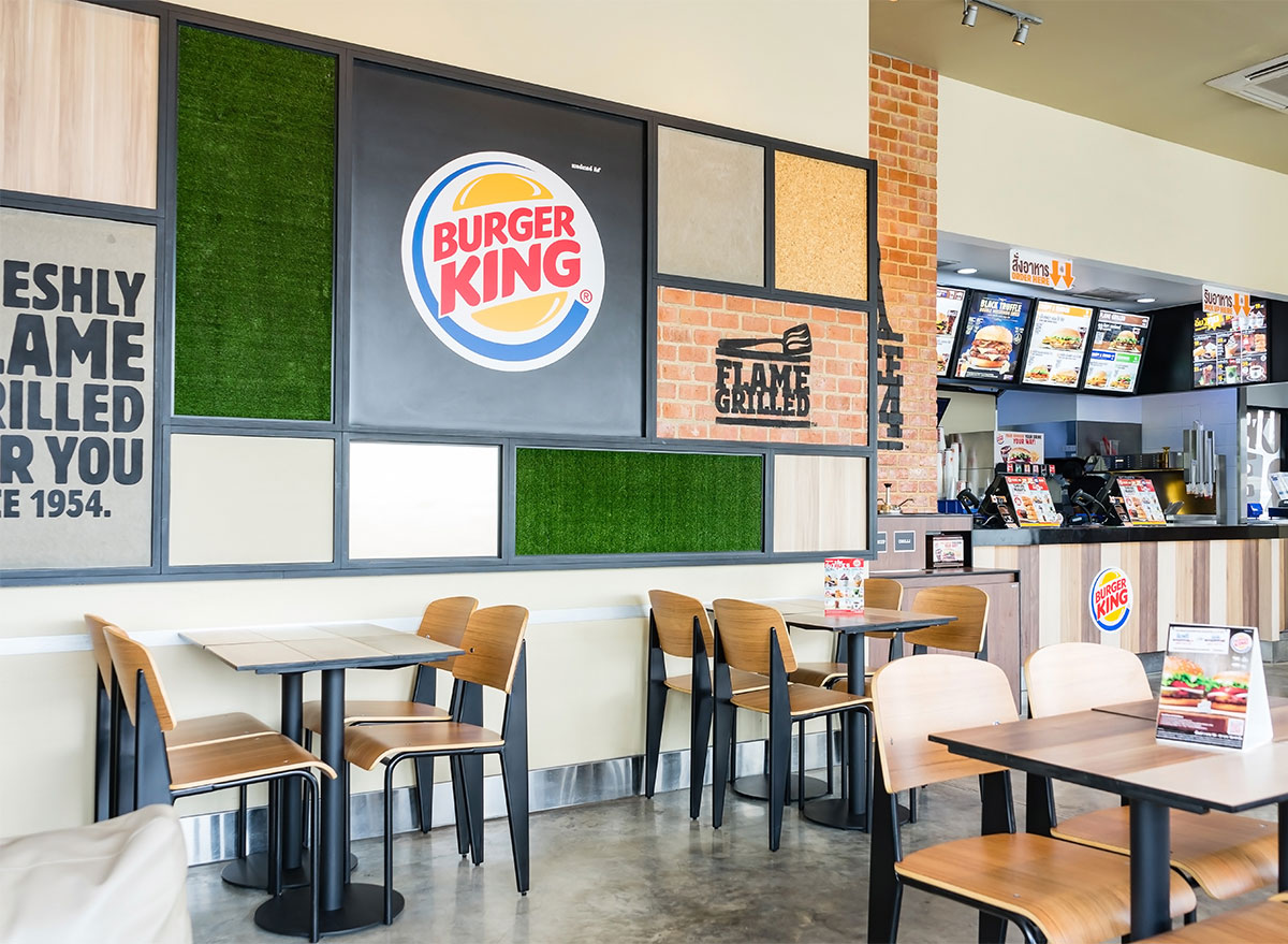 burger king restaurant interior dining tables