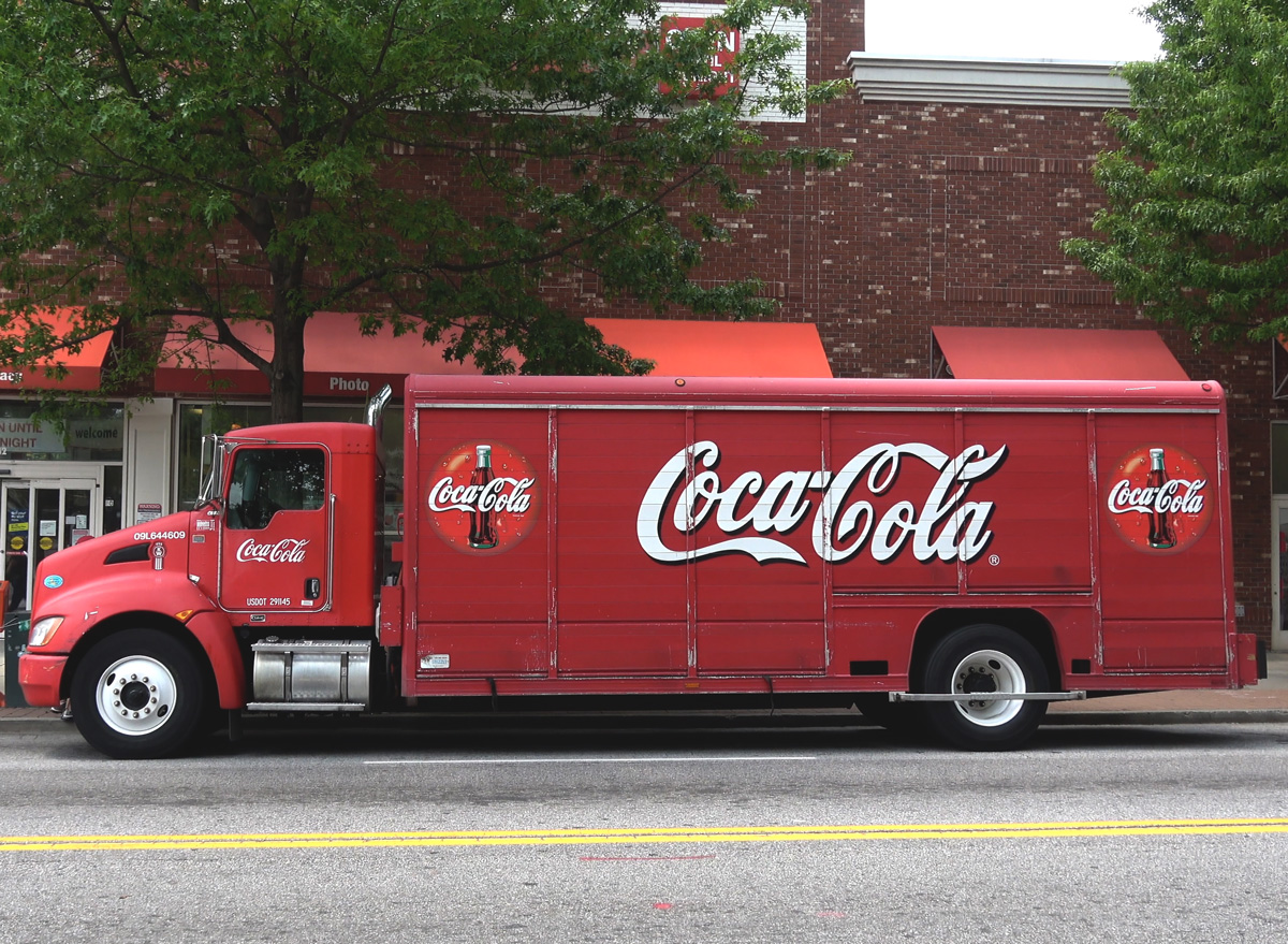 coca cola truck