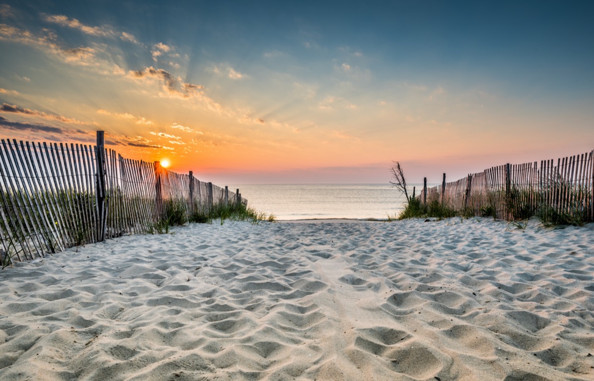 Amanecer en la Playa de Delaware