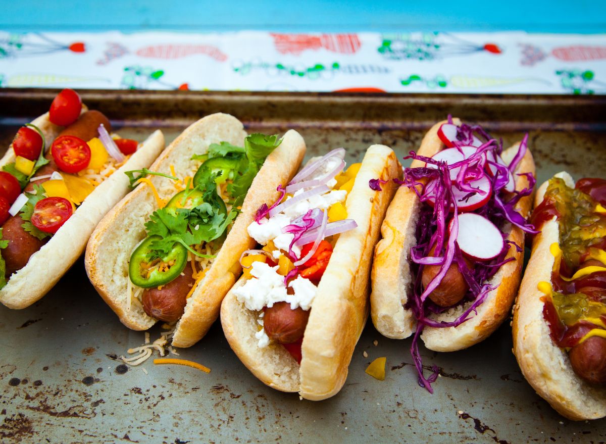 gourmet hot dog toppings