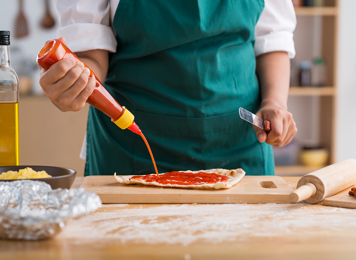 Making pizza