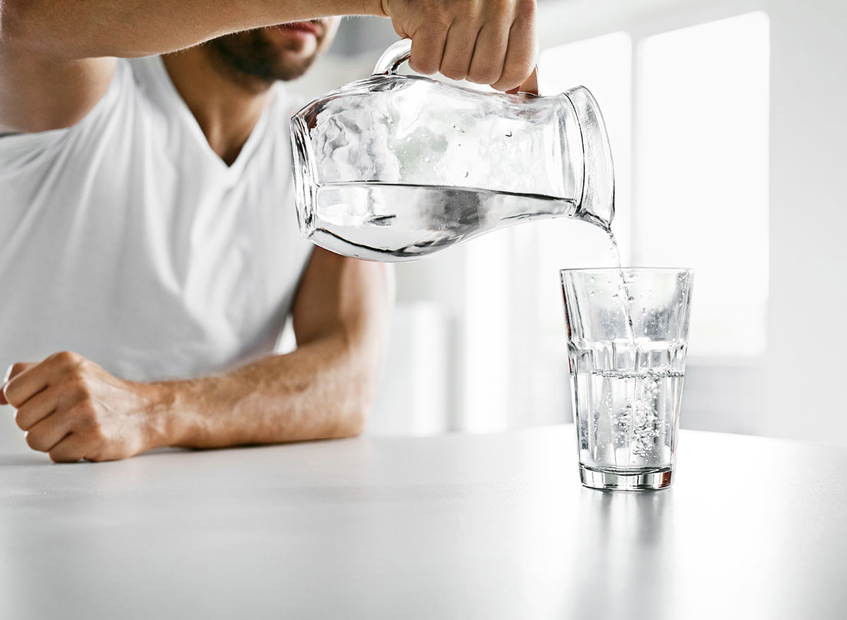 Blog - Benefits of Drinking 8 Glasses of Water a Day - Central Drugs