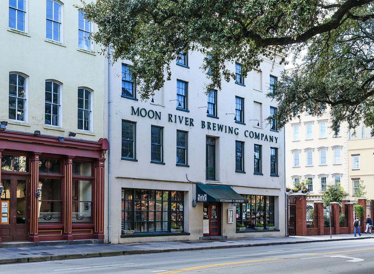 moon river brewing company in savannah georgia