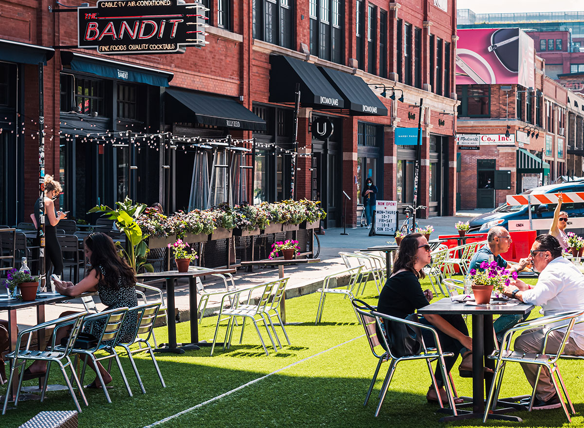 outdoor dining chicago