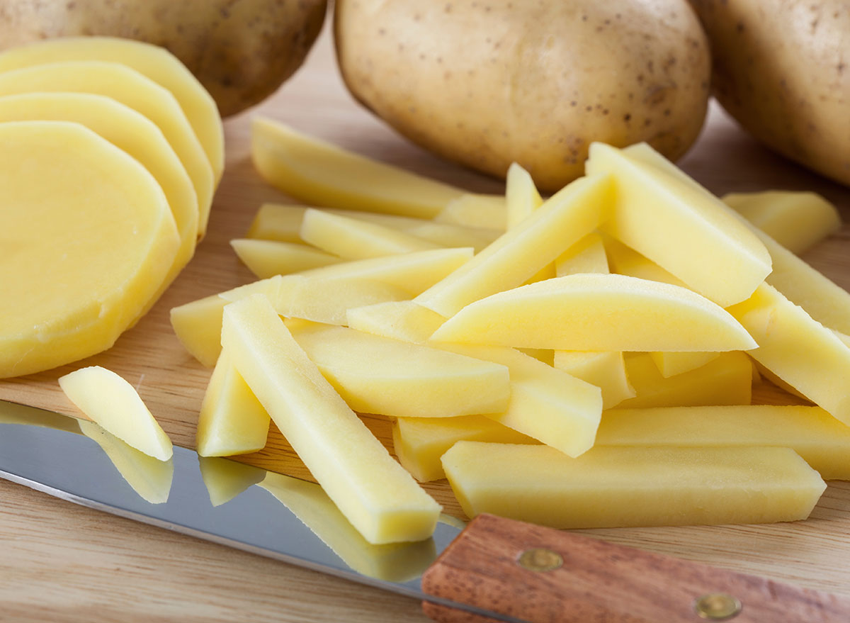 slicing potatoes