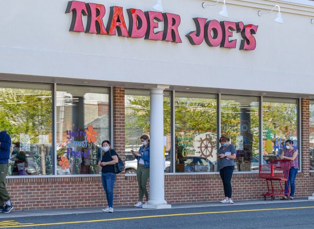 trader joes line