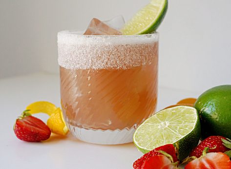 9 Healthiest Cocktails You Can Make at Home