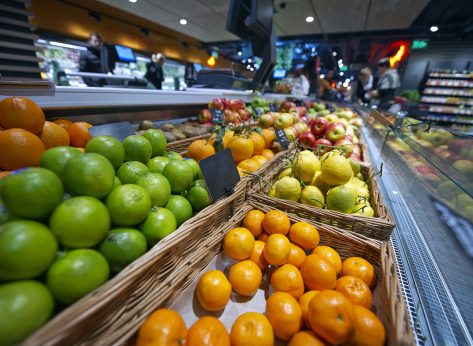 90% of This Fruit Contains Harmful Toxins