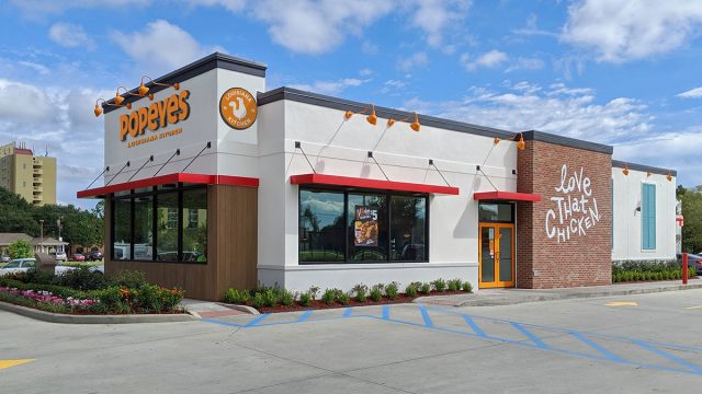 5 Fast Food Restaurants You Won T Recognize In 2021 Eat This Not That