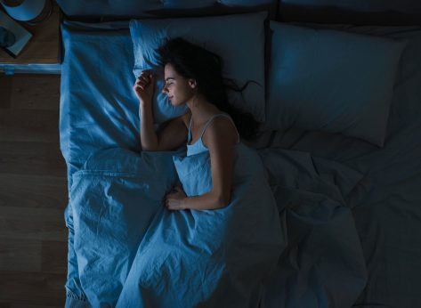 What Happens When You Eat Right Before Bed