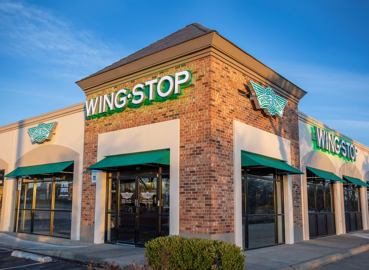 Wingstop restaurant exterior