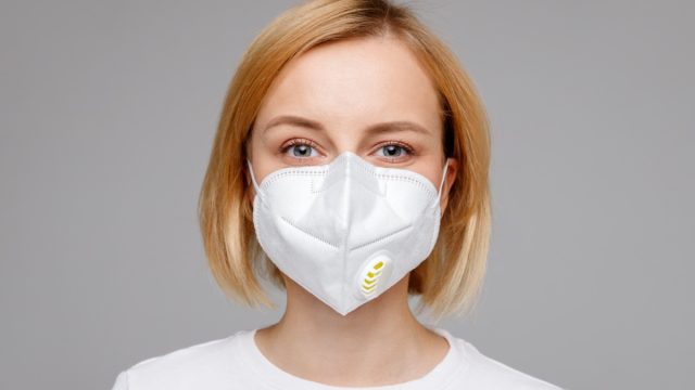 woman wearing a face mask