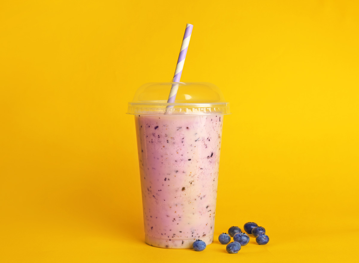 Blueberry smoothie large