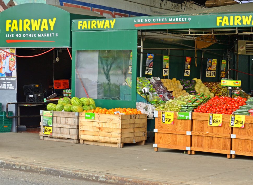 6 Major Grocery Store Chains That Have Closed Locations — Eat This Not That