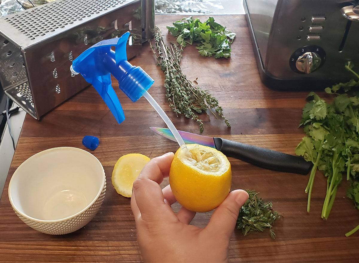 lemon spray bottle homemade