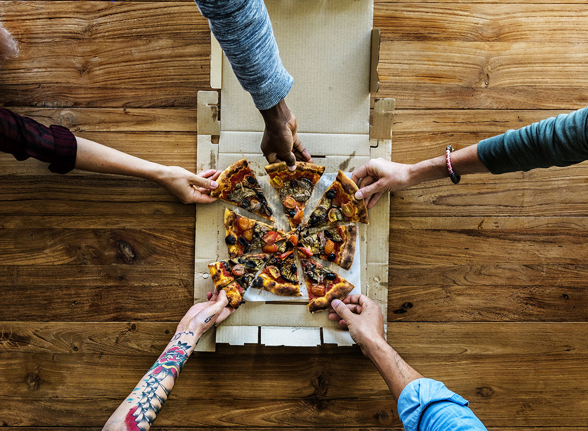 I Tried Pizza From 4 Popular Delivery Pizza Chains—This Is the One I'll  Order Again