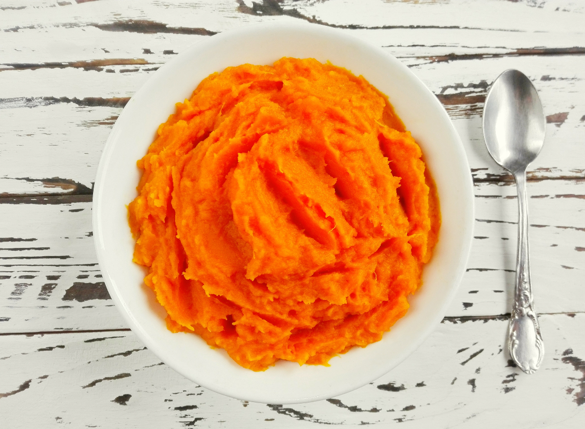 pumpkin in a bowl