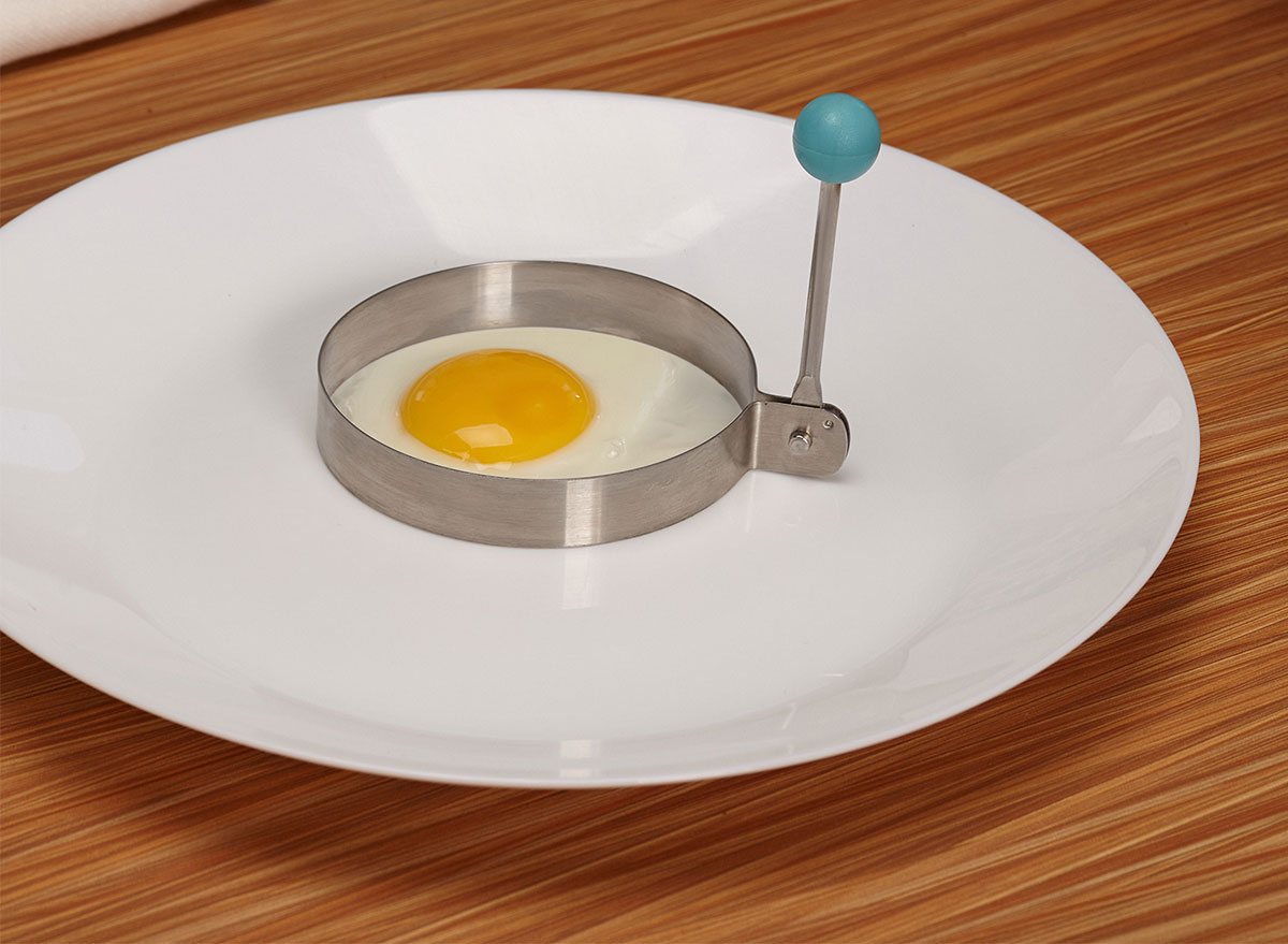 round egg ring on a white plate
