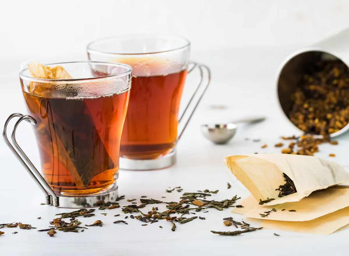 Steep loose leaf tea in a cup