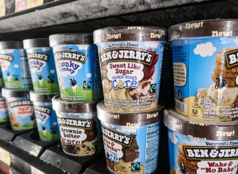 9 Popular Groceries Everyone Is Buying Right Now