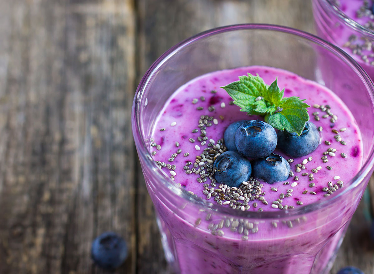 blueberry smoothie