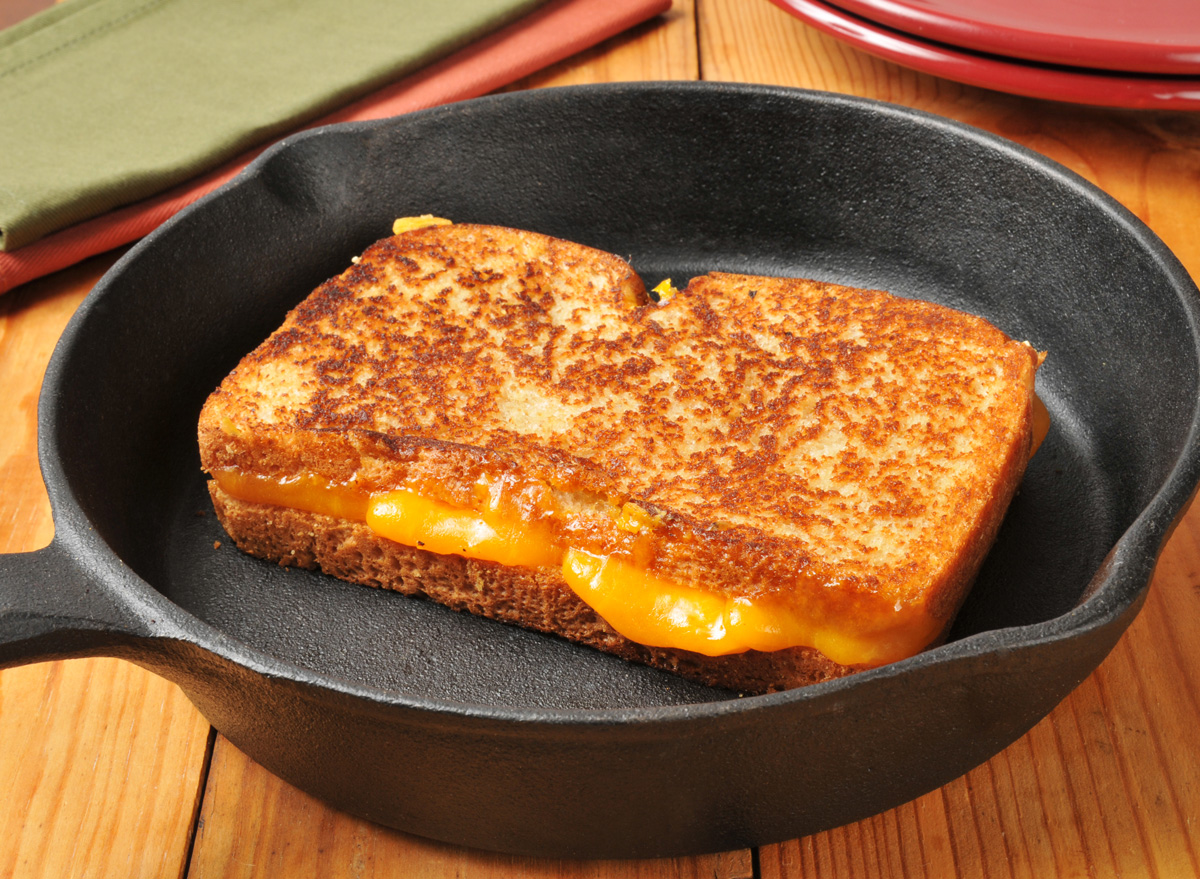grilled cheese sandwich press cast iron skillet